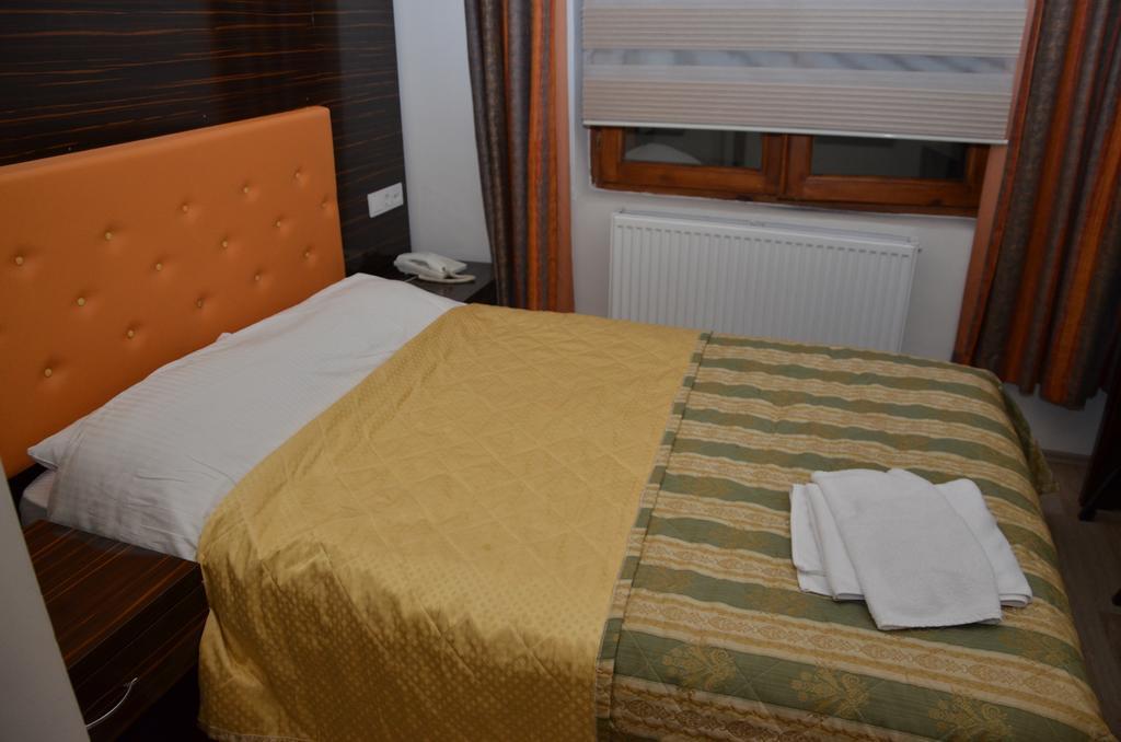 Ozkonak Hotel Ankara Room photo
