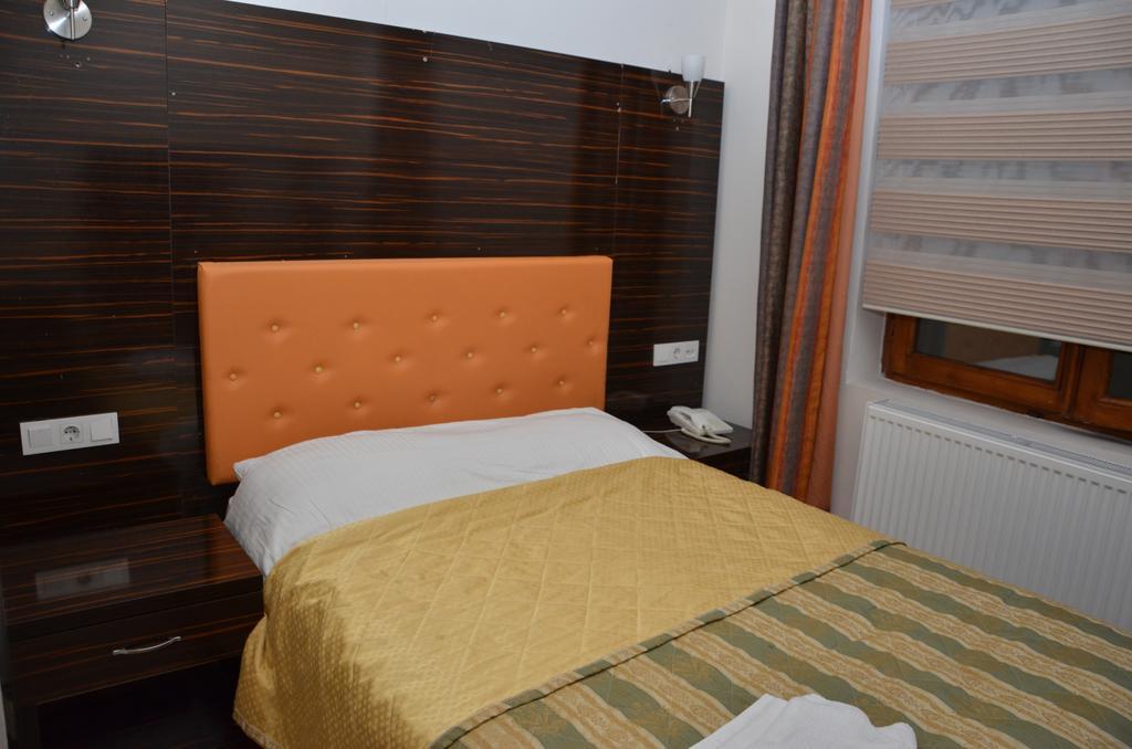 Ozkonak Hotel Ankara Room photo